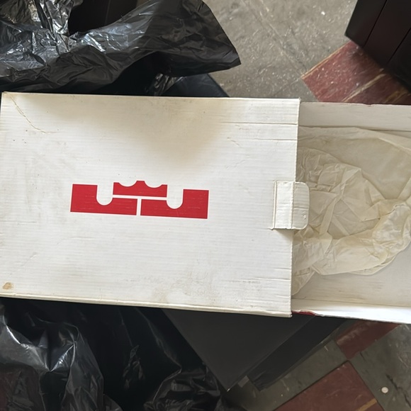 lebron 9 low - Picture 5 of 5